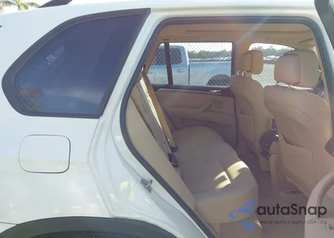 2012 BMW X5 xDrive35I/xDrive35I Premium/xDrive35I Sport Activity z USA, uszkodzony, nr VIN 5UXZV4C53CL990330